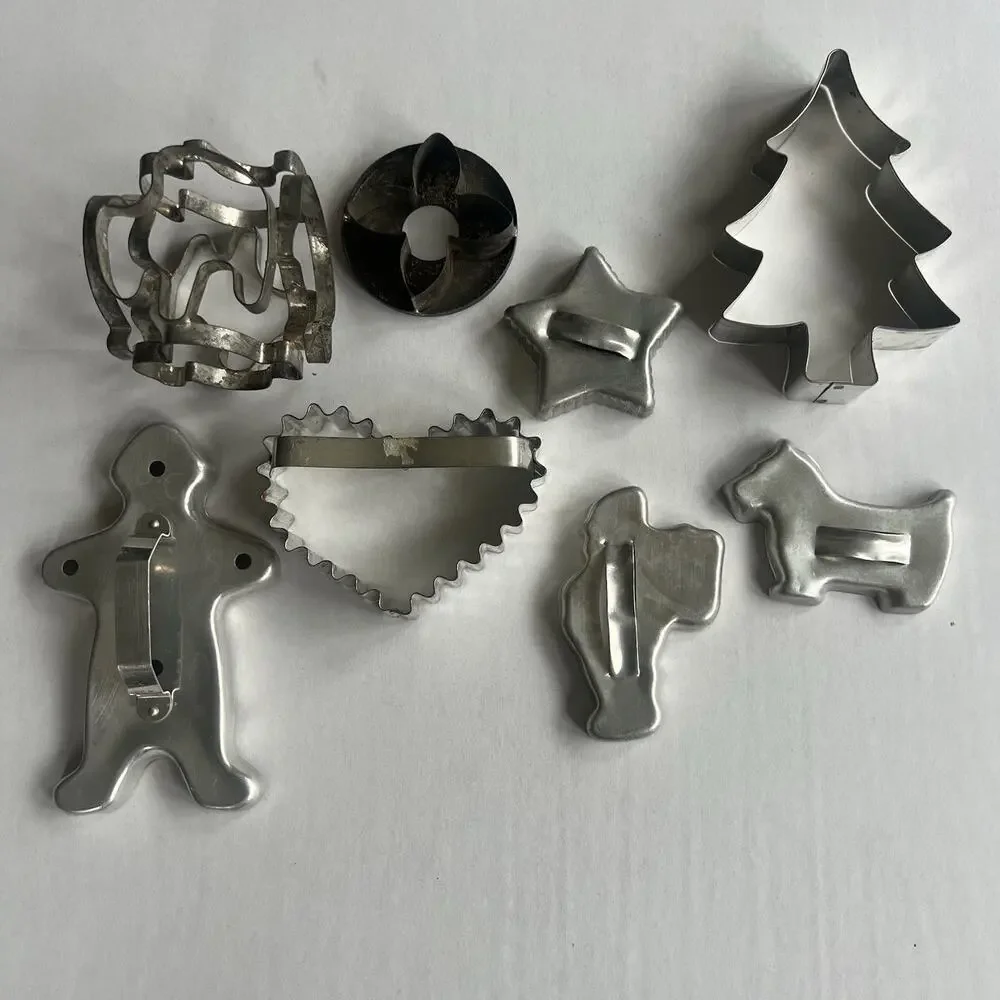 Vintage Aluminum Cookie Cutters Lot Of 8 Pieces Tomado Holland 6 Animal Linzer